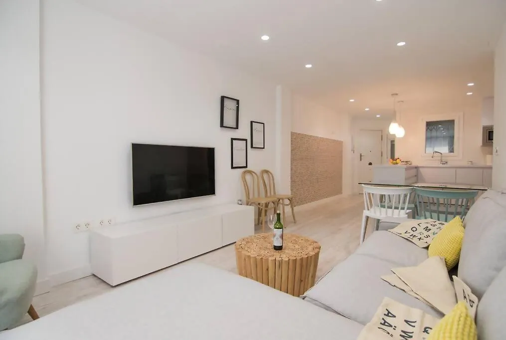 Amplio Y Moderno Apartamento En El Centro Granada Apartment
